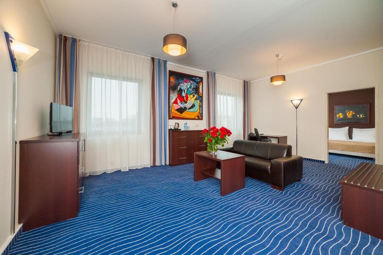 Express Krakow Hotel Exterior foto